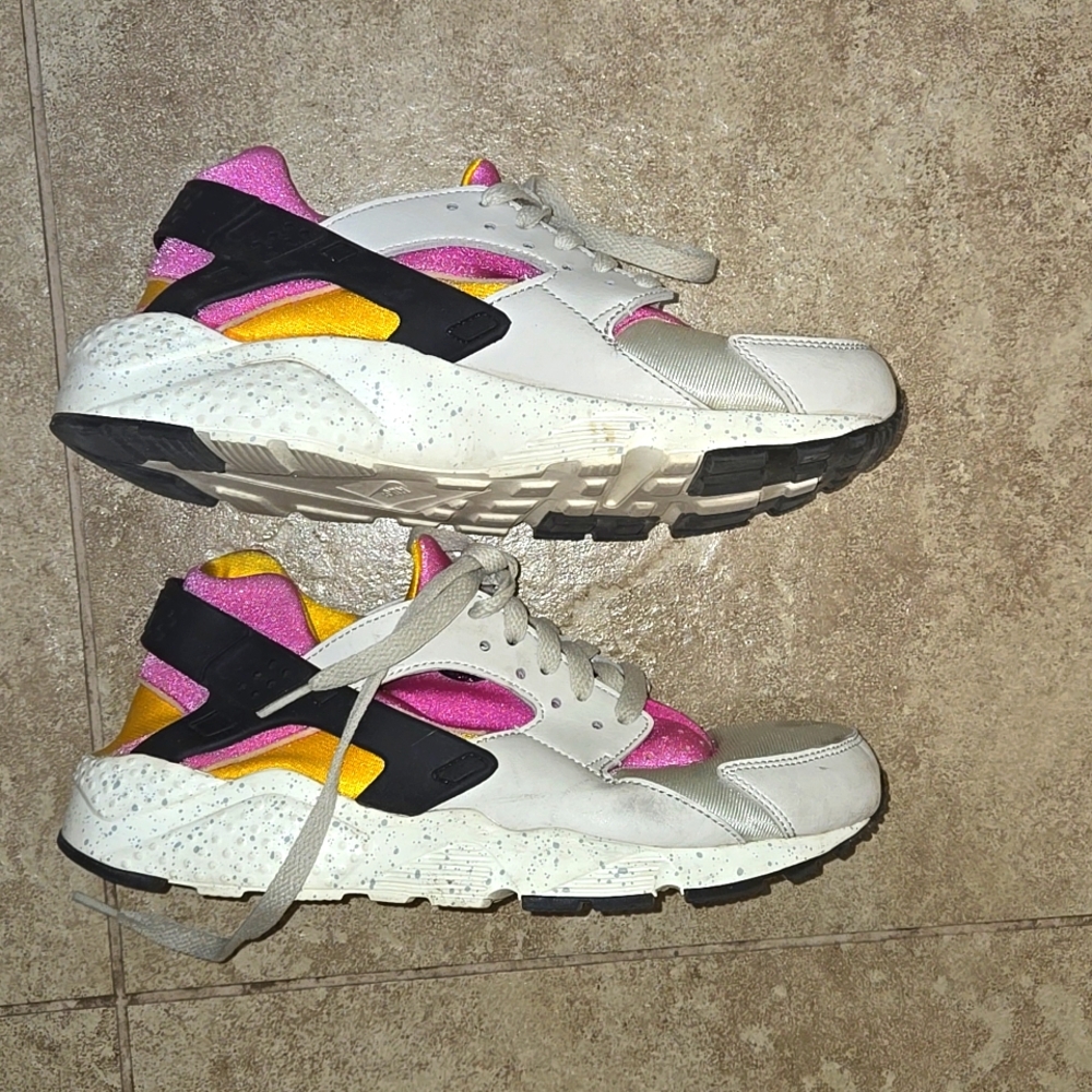 Nike air hurricane shoes size 7 youth